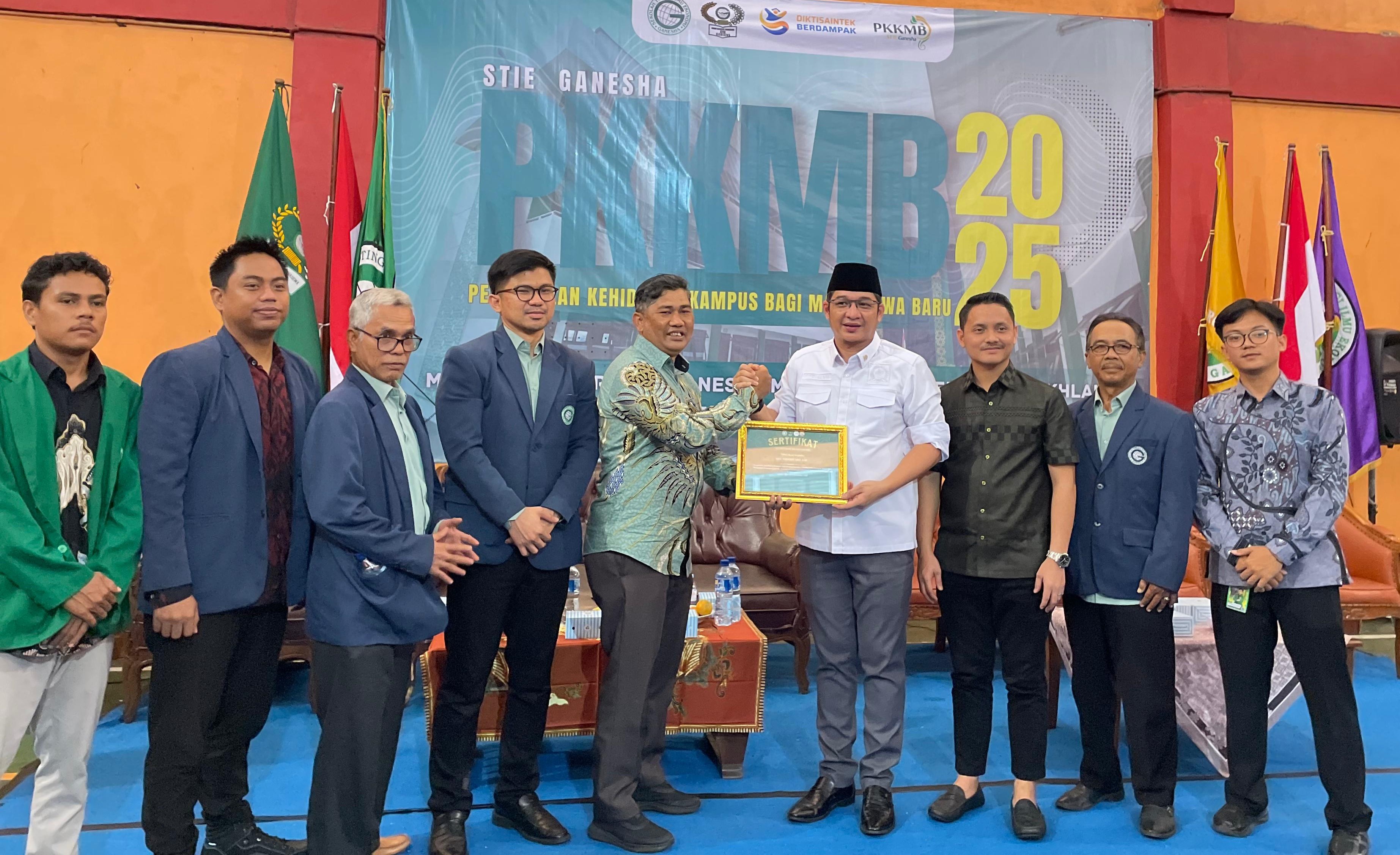 Gelaran PPKMB Sekolah Tinggi Ilmu Ekonomi (STIE) Ganesha